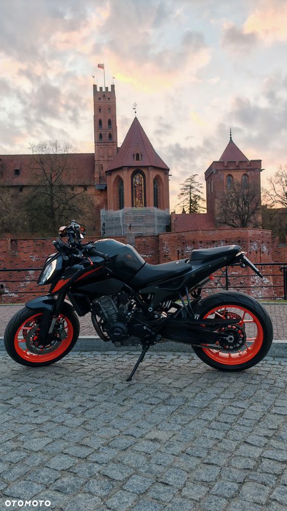 KTM Duke 790 - 1