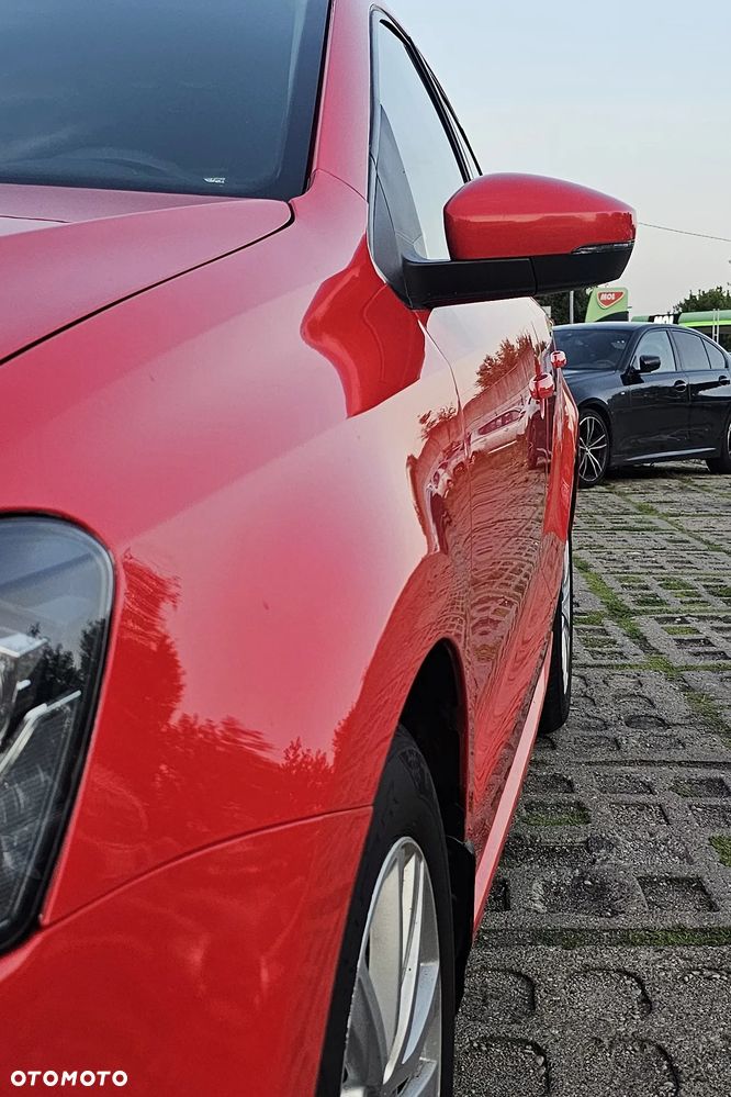 Volkswagen Polo - 9