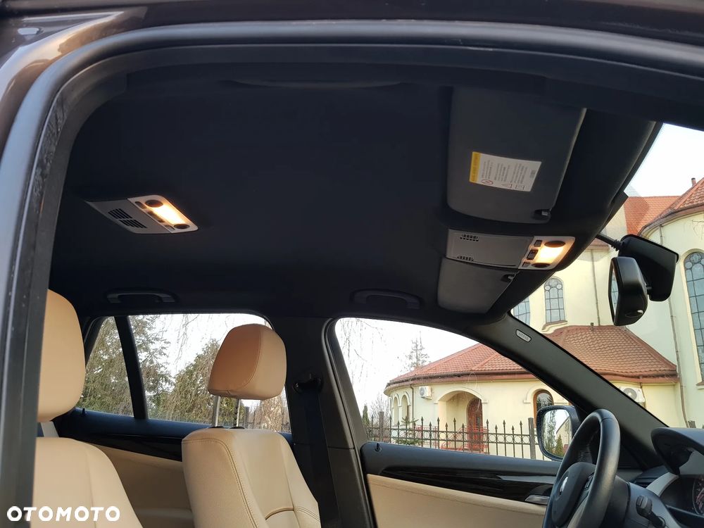 BMW X1 - 17