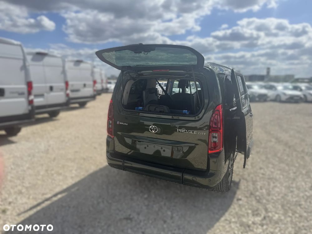 Toyota Proace City Verso Long 1.5 D-4D Family - 8