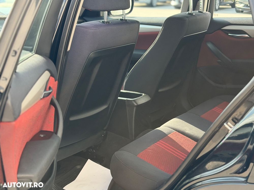 BMW X1 sDrive20d - 31