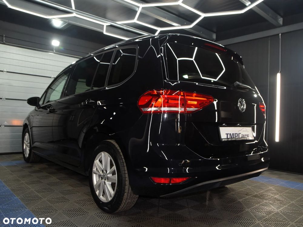 Volkswagen Touran 2.0 TDI SCR DSG Comfortline - 9