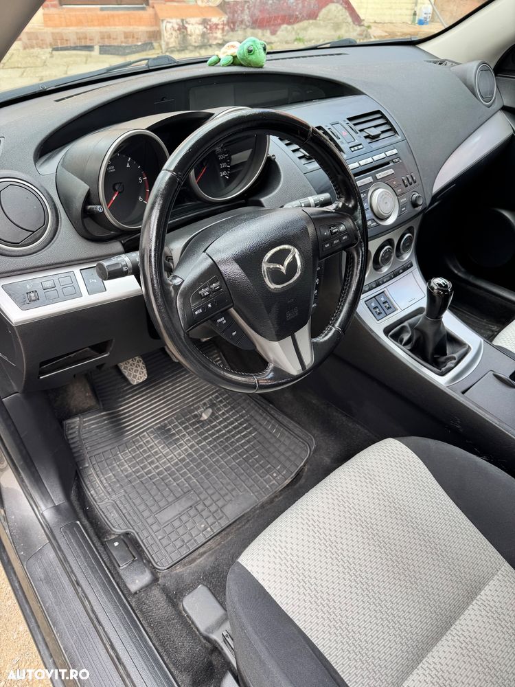 Mazda 3 - 12