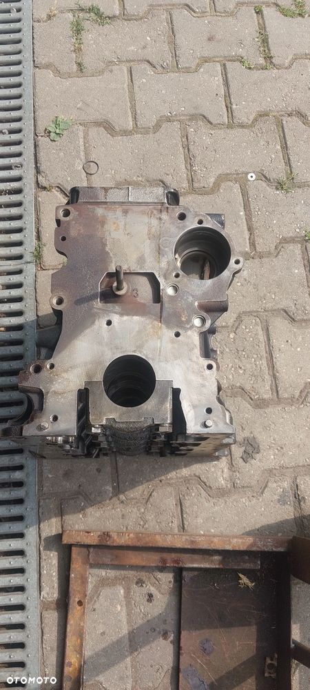 Blok silnika vw t5.1 2.0 tdi 103 kw - 6