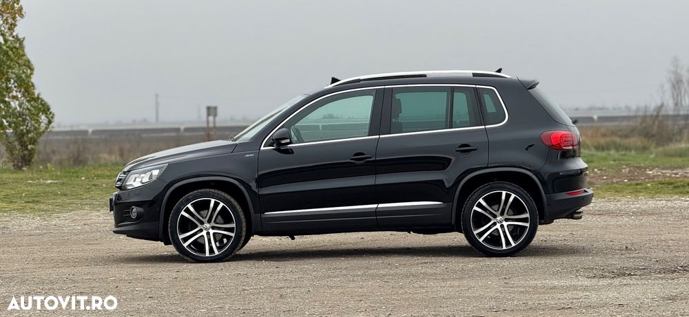 Volkswagen Tiguan 2.0 TDI SCR 4MOTION BlueMotion Technology DSG Lounge Sport & Style - 24