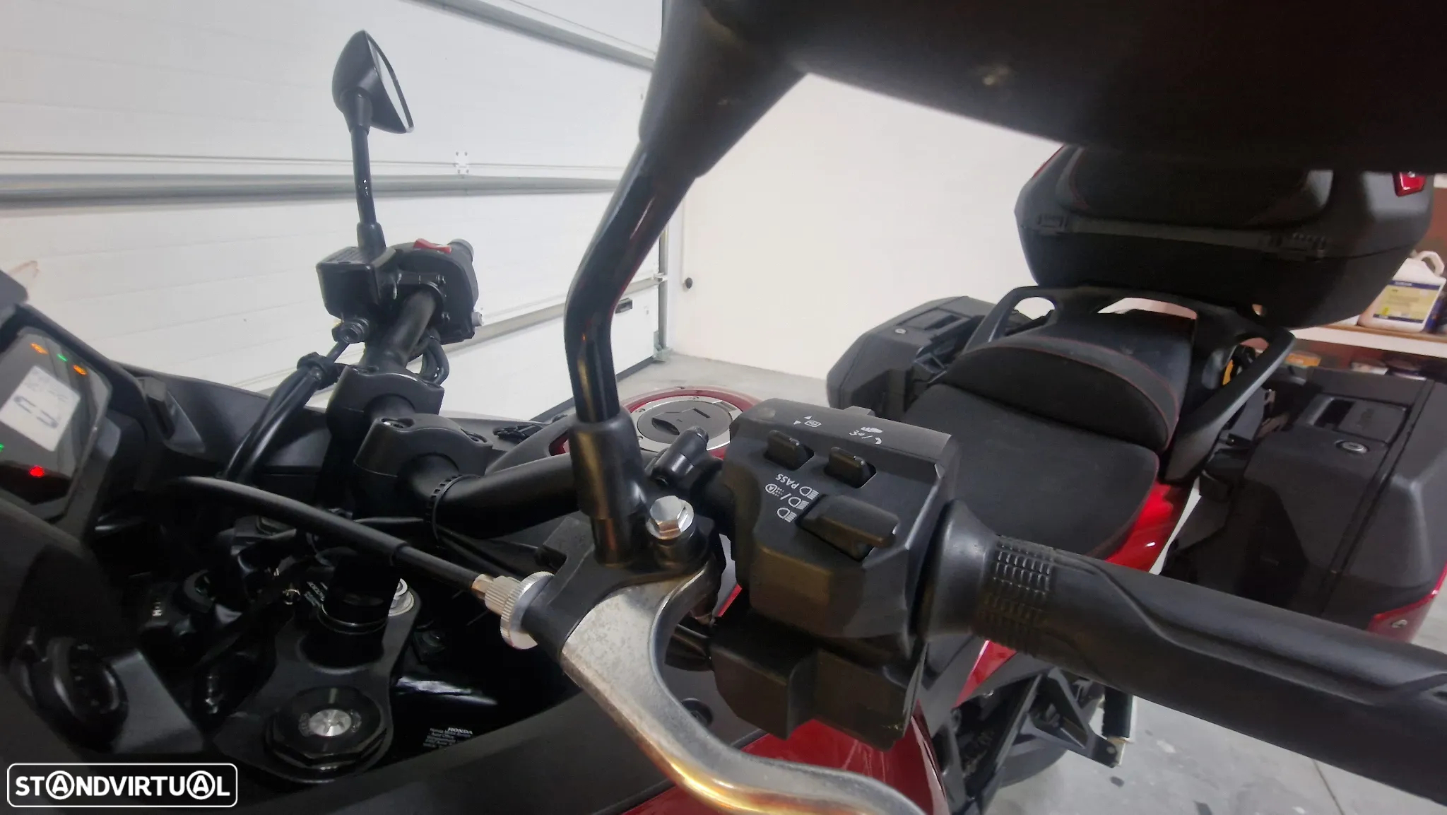 Honda NT NT 1100 - 12