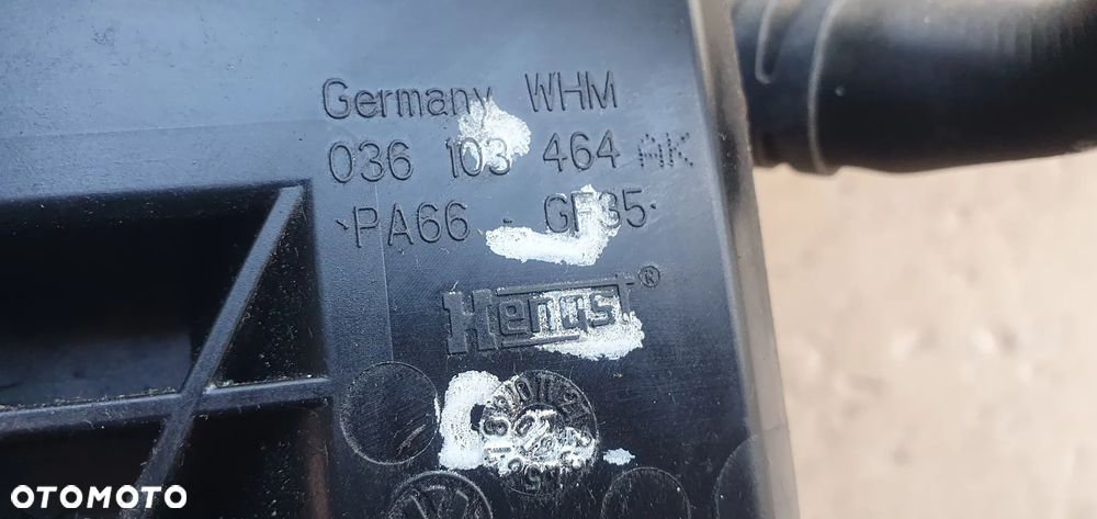 Obudowa termostatu króciec wąż przewód wody VW Polo V 6R 1.4 036103464AK - 7