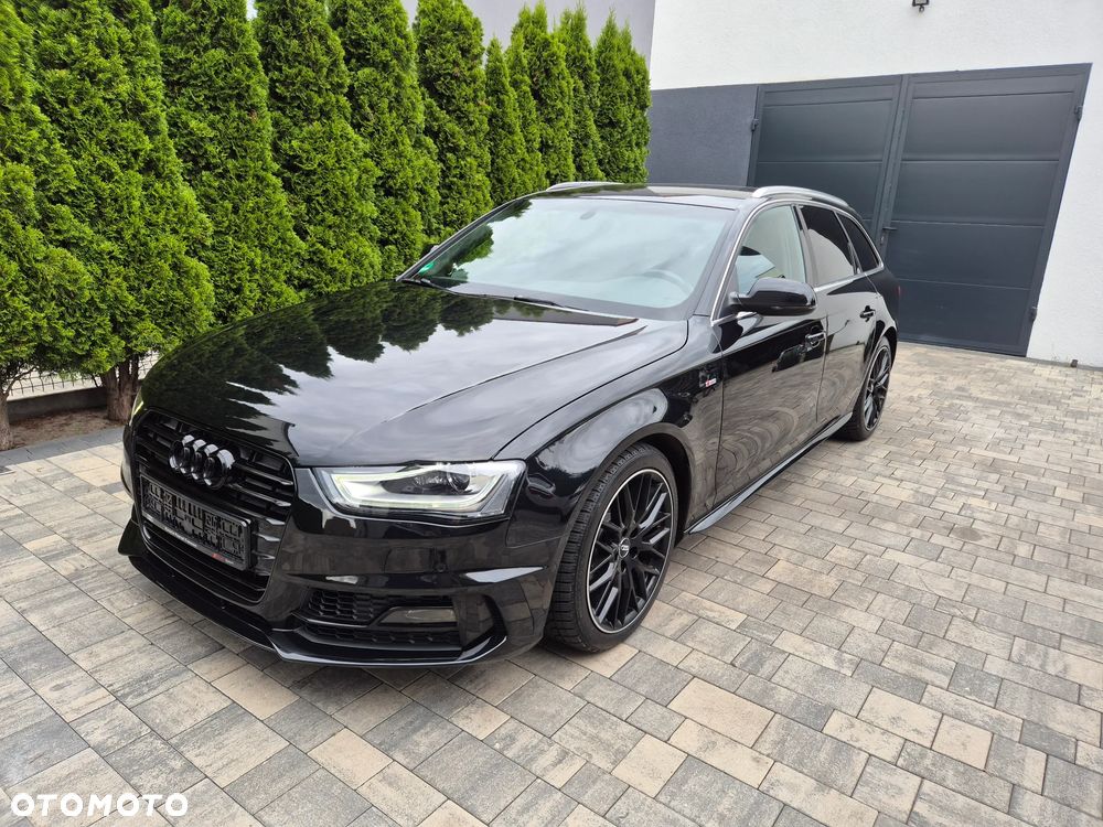 Audi A4 Avant 2.0 TDI DPF clean diesel multitronic S line Sportpaket - 2