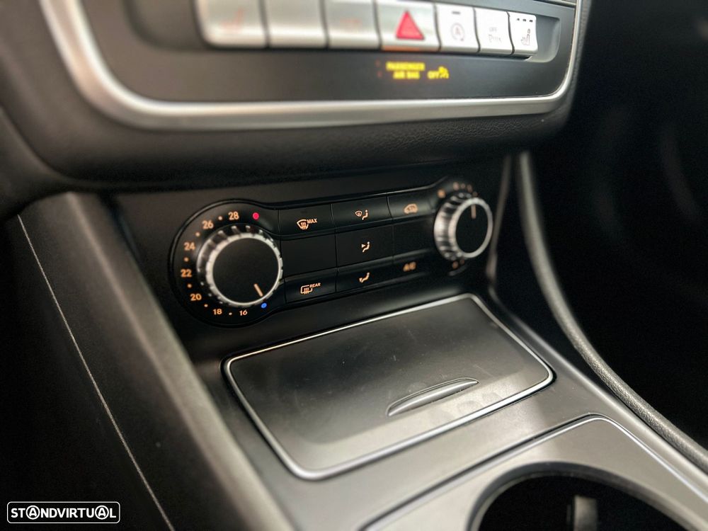 Mercedes-Benz CLA 220 d Shooting Brake Urban Aut. - 17