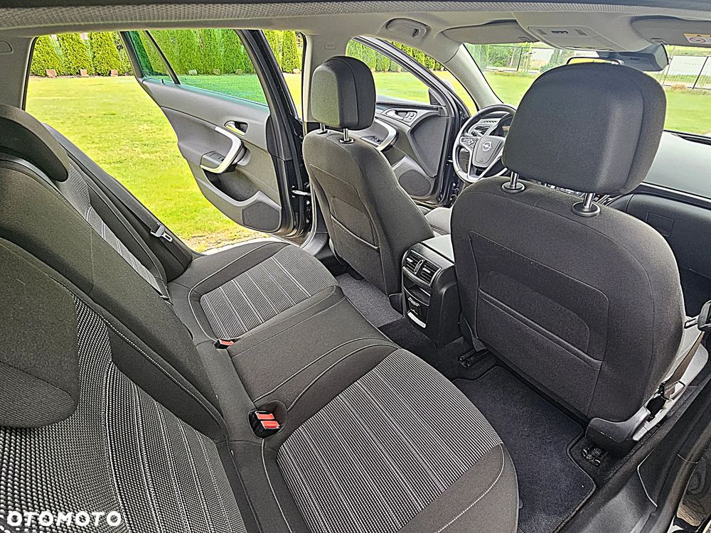 Opel Insignia 2.0 CDTI Automatik - 32