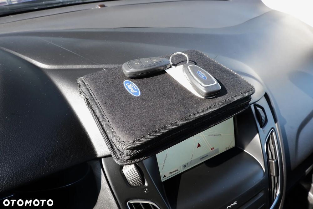 Ford Focus SW 1.5 EcoBoost S&S TITANIUM - 18