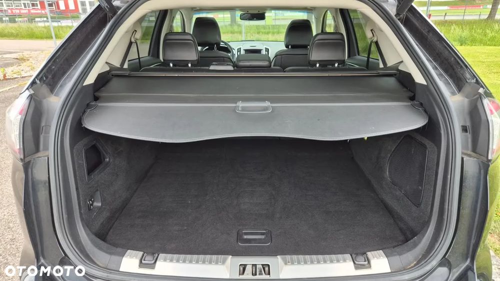 Ford Edge - 9