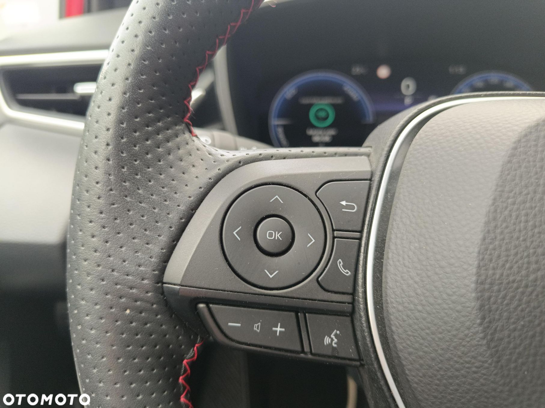Toyota Corolla 1.8 Hybrid GR Sport - 22