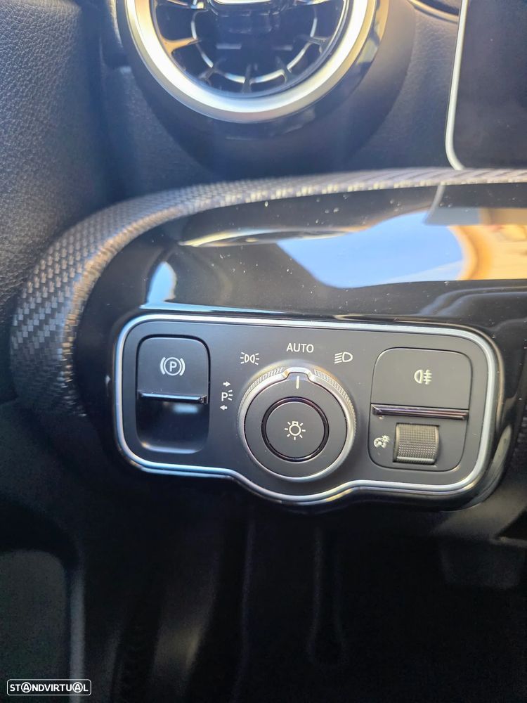 Mercedes-Benz A 180 d Progressive Aut. - 33