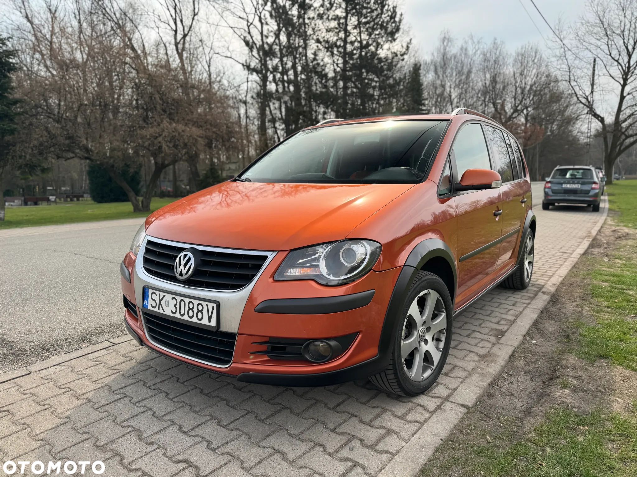 Volkswagen Touran 1.9 TDI DPF Cross - 1
