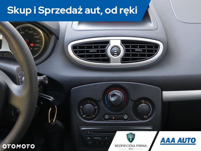 Renault Clio - 14