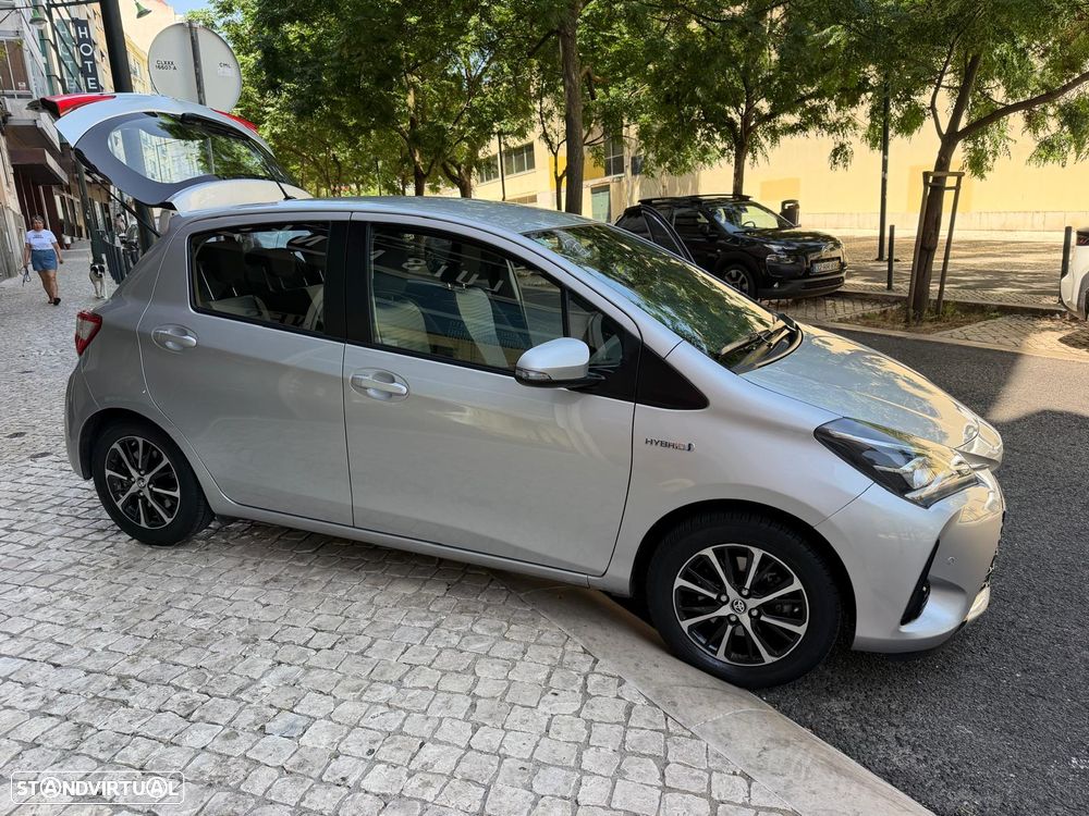 Toyota Yaris 1.5 HSD Comfort +P.Style+P.Techno - 5