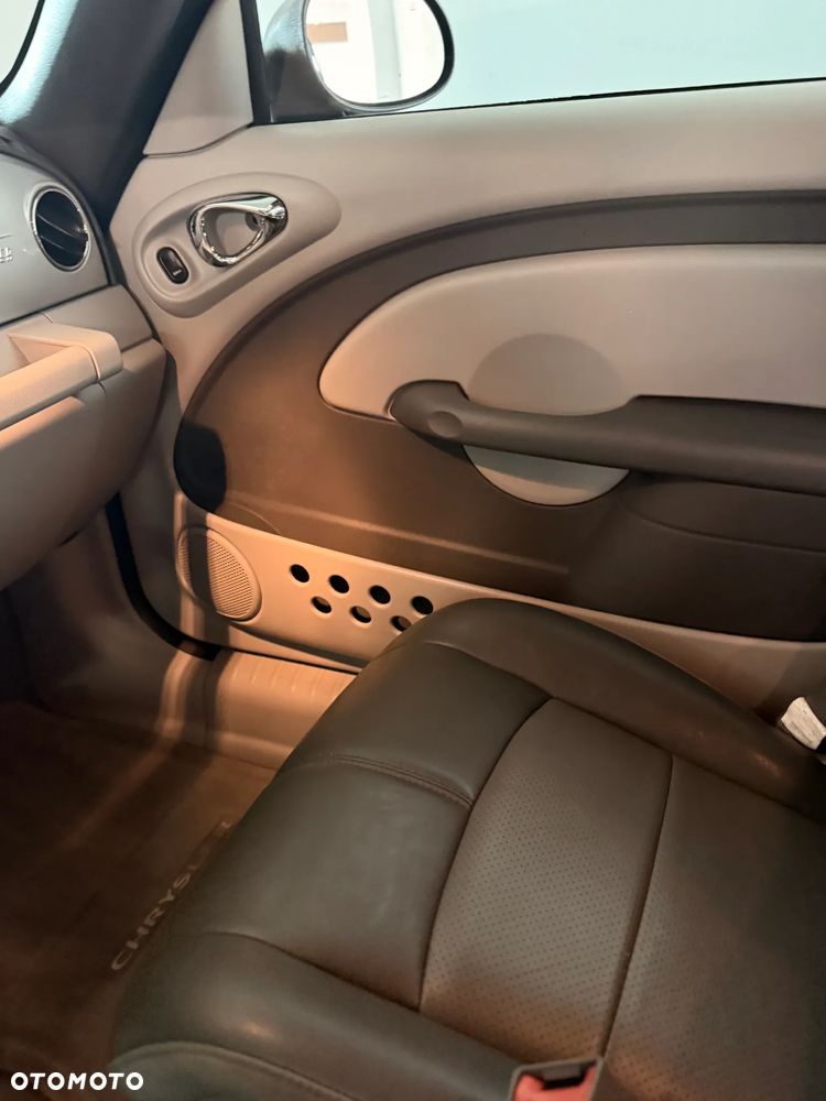 Chrysler PT Cruiser - 12