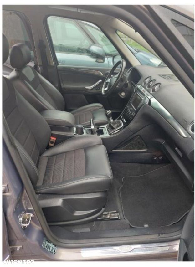 Ford Galaxy 2.2 TDCi Titanium - 7