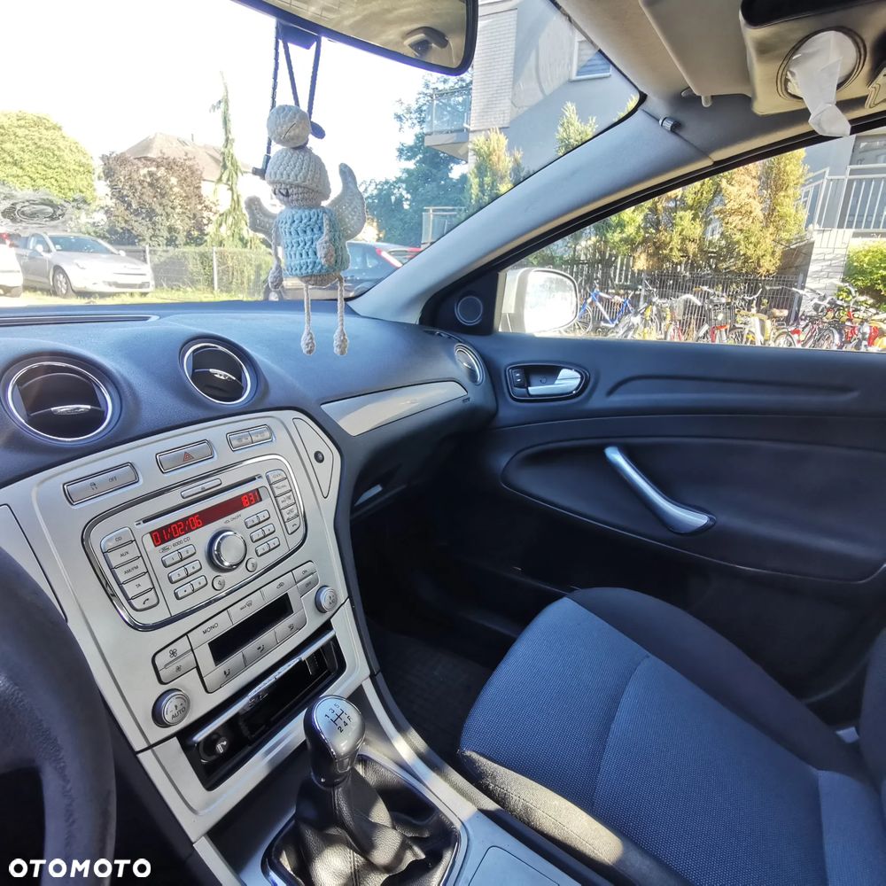 Ford Mondeo 1.6 Silver X - 4