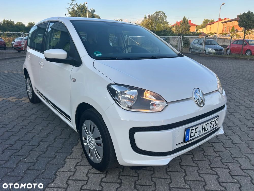 Volkswagen up! BlueMotion Technology move - 5