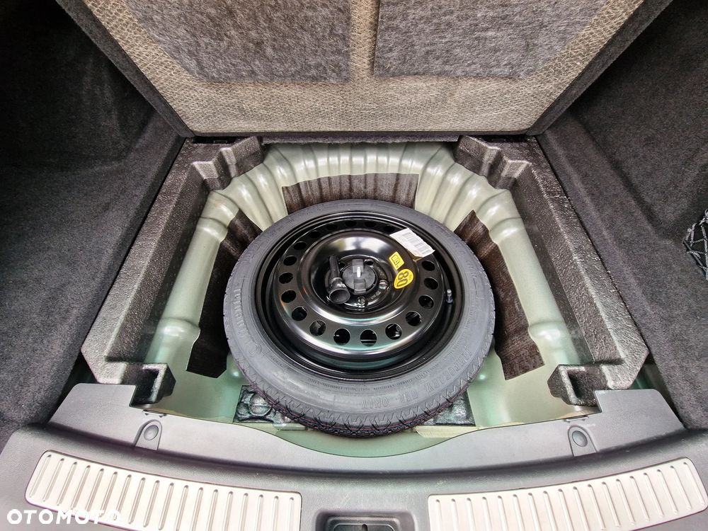 Opel Insignia - 35