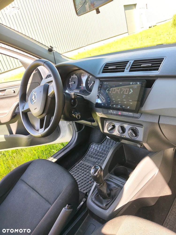 Skoda Fabia - 5