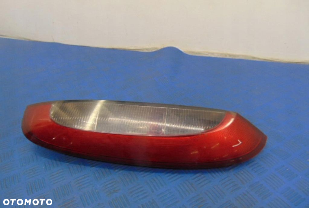 OPEL CORSA C LIFT HB LAMPA TYLNA PRAWA - 2