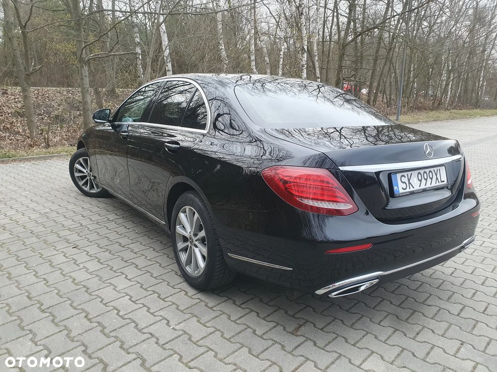 Mercedes-Benz Klasa E 220 d Business Edition 9G-TRONIC - 6