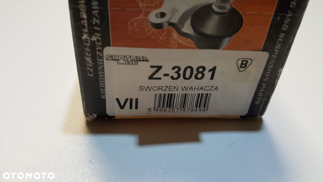 SWORZEŃ WAHACZA na dole z obu stron VW Scirocco ,Golf I ,Porsche 924    Z-3081,171407365C ,171407365D - 2