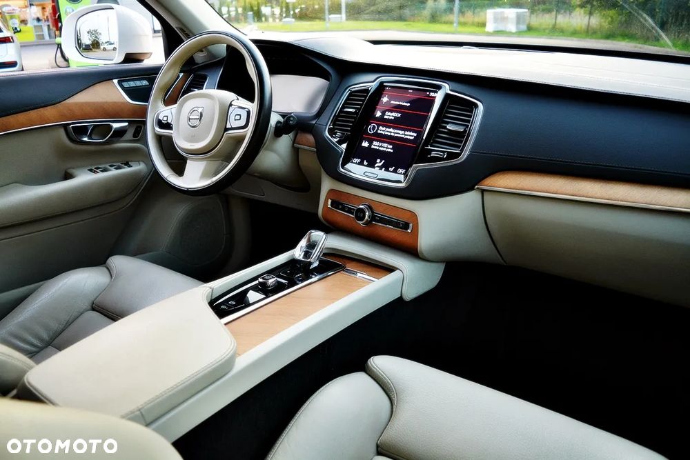 Volvo XC 90 B5 D AWD Inscription 7os - 33