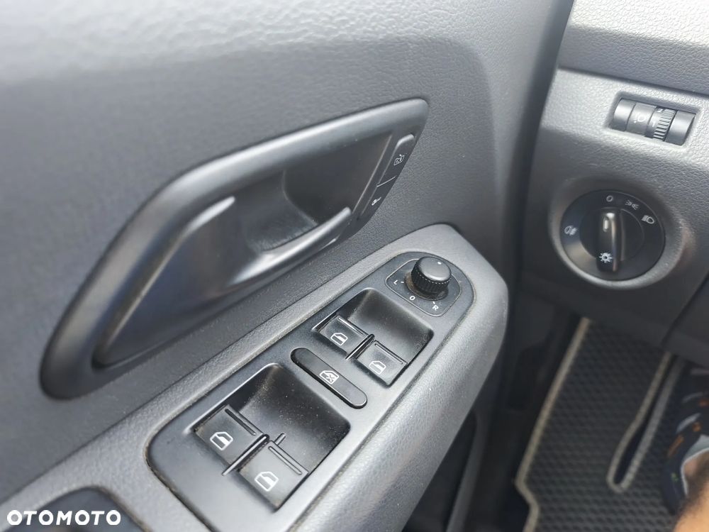 Volkswagen Amarok - 19