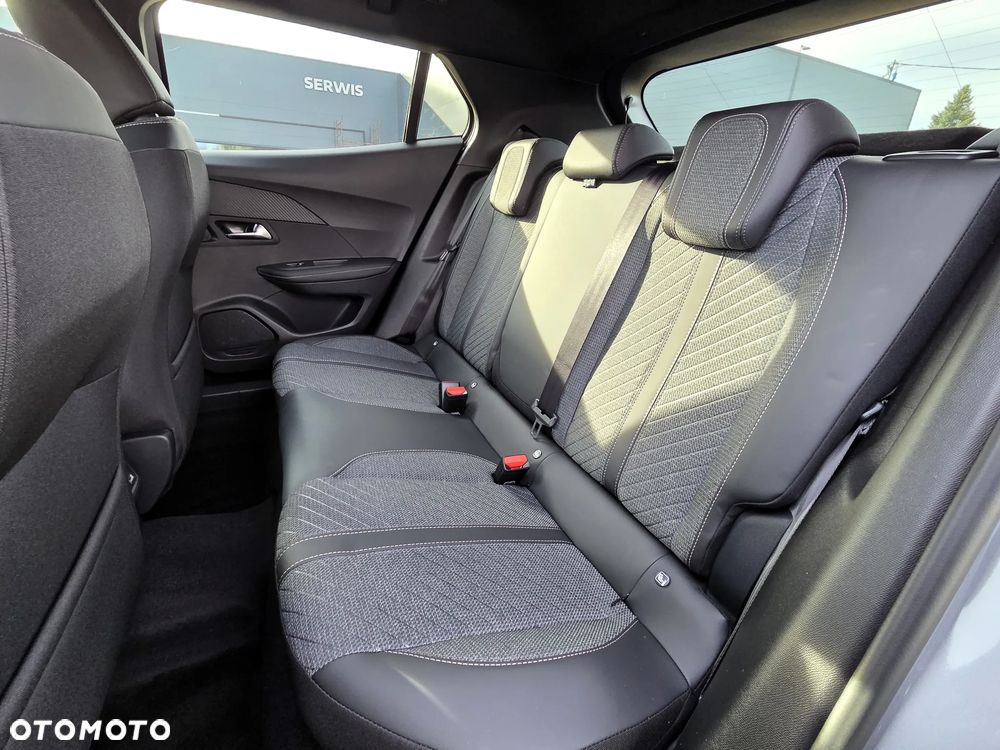 Peugeot 2008 PureTech mHEV Allure e-DCS6 - 21