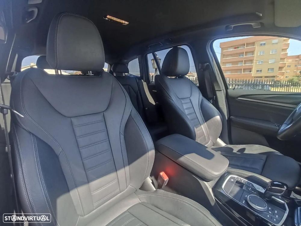 BMW X3 30 e xDrive Pack M Desportivo Pro - 39