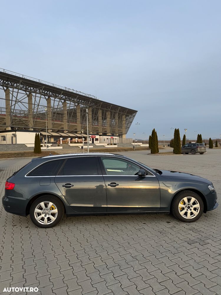 Audi A4 2.0 TDI B8 Quattro - 5