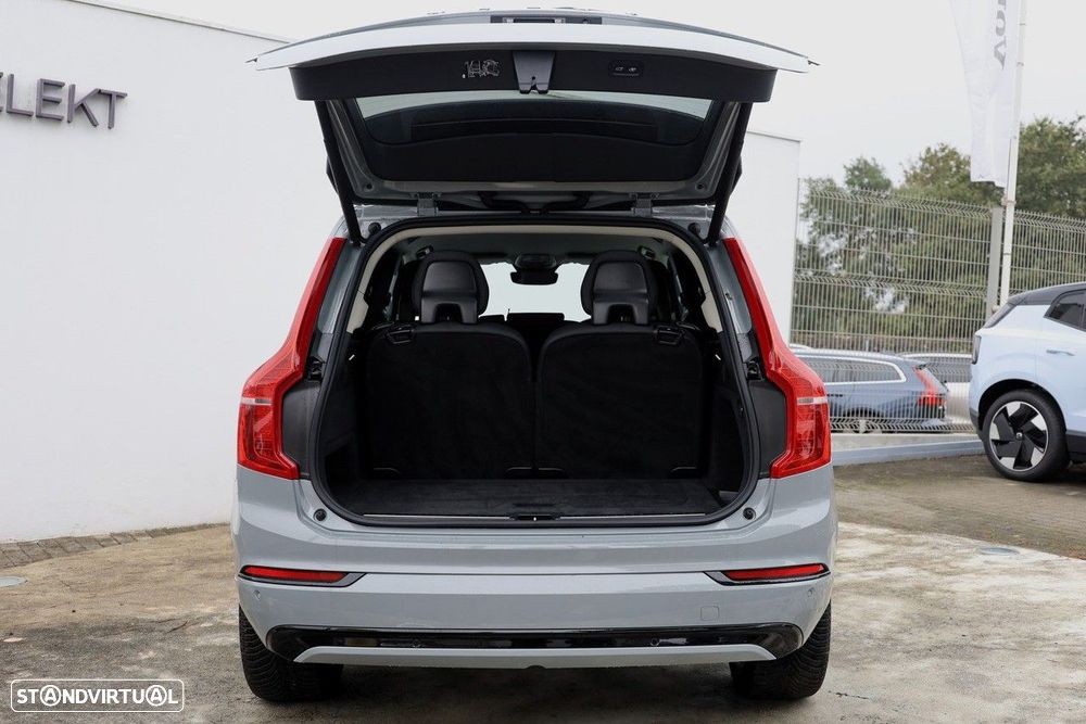 Volvo XC 90 2.0 T8 PHEV Plus Dark AWD - 6