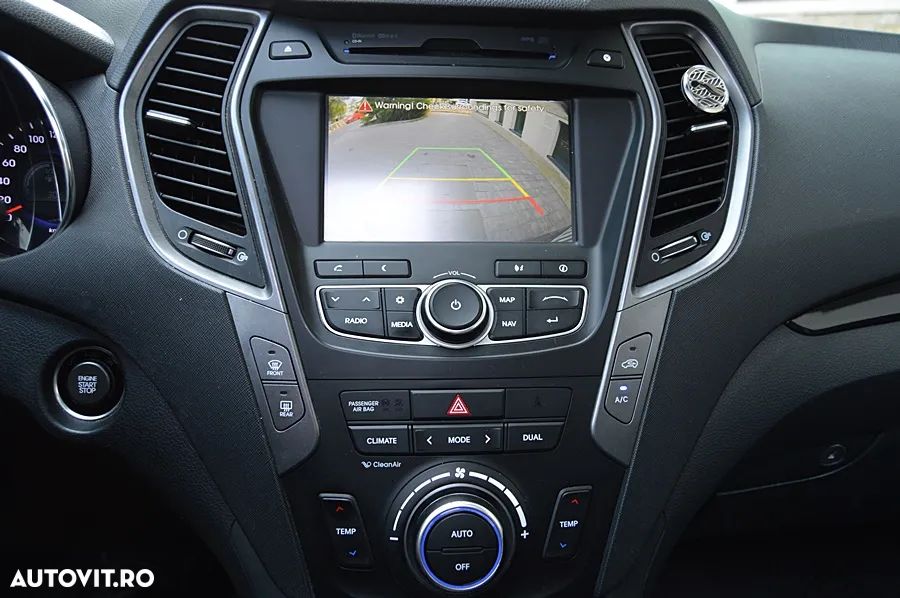 Hyundai Santa Fe - 32