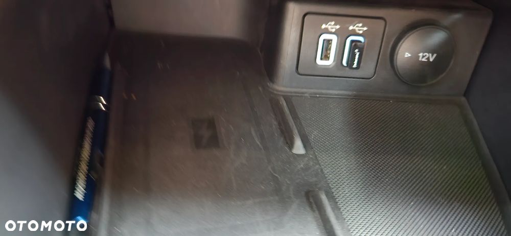 Ford Focus 1.0 EcoBoost Hybrid ST-LINE X - 18