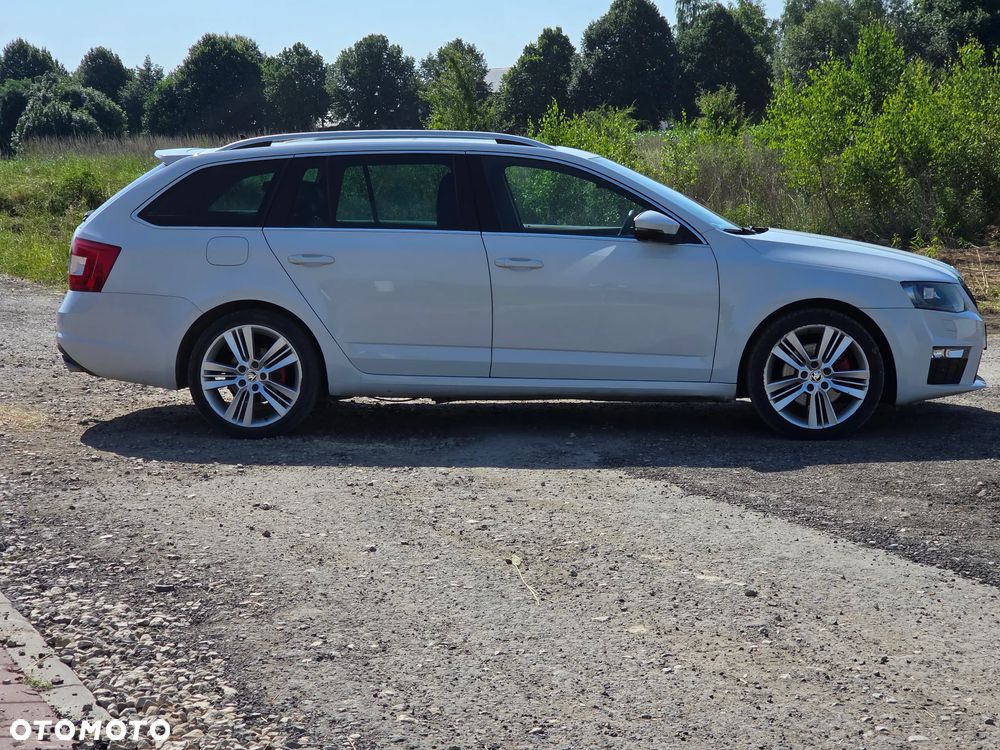 Skoda Octavia 2.0 TDI 4x4 DSG RS - 4