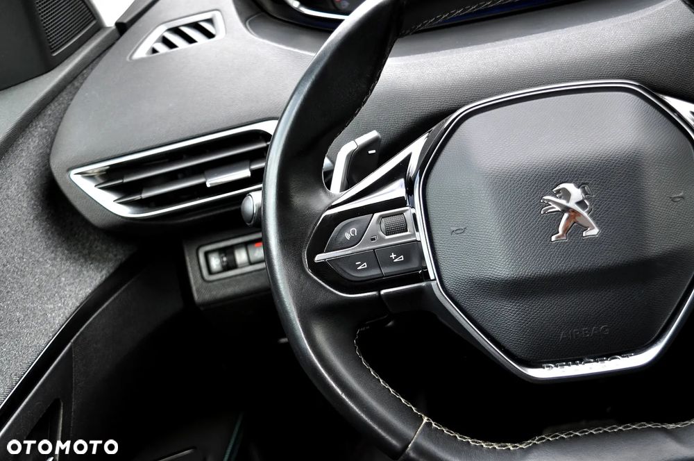 Peugeot 5008 1.5 BlueHDi Allure S&S EAT8 - 33