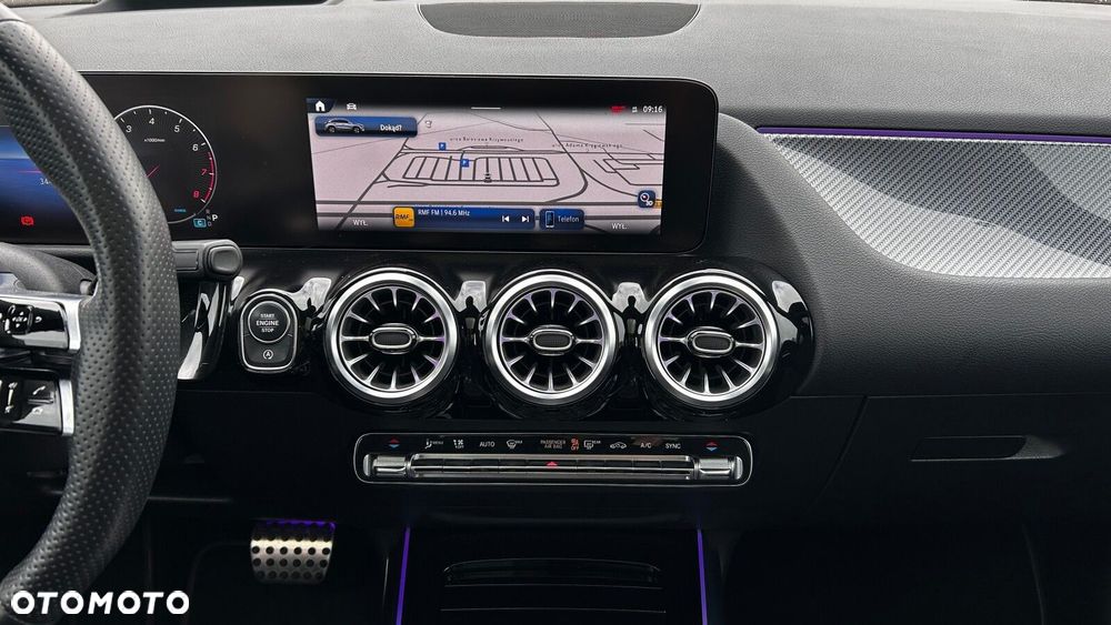 Mercedes-Benz GLA 200 AMG Line - 17