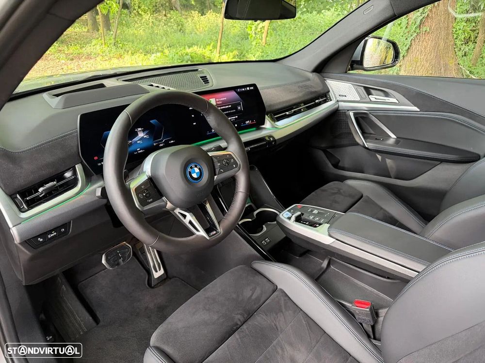 BMW iX2 xDrive30 Pack Desportivo M Pro - 17