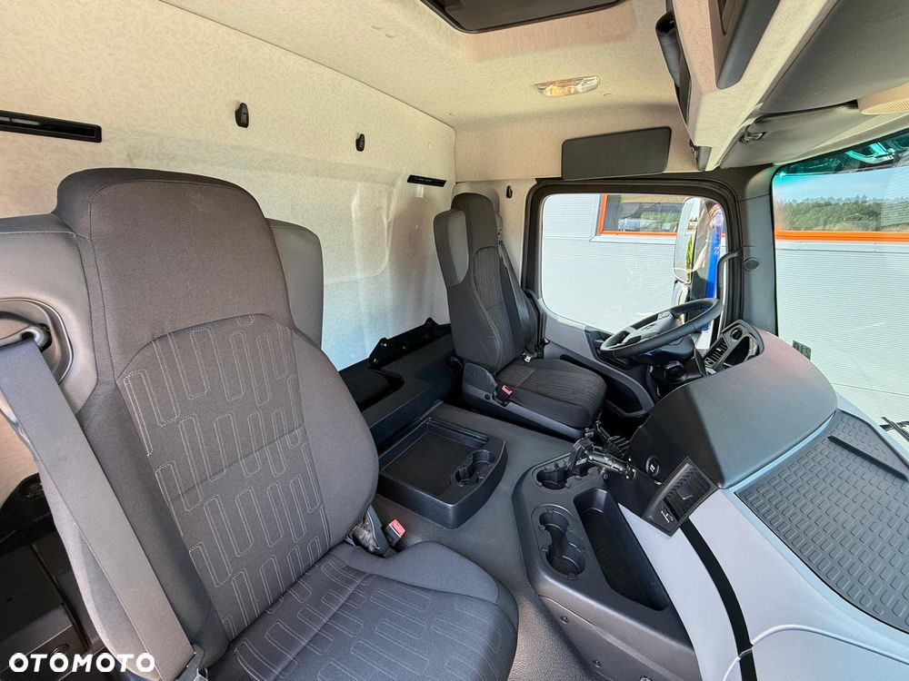 Mercedes-Benz Antos Actros Arocs 1843 // Wywrotka 3 - stronna // Klimatyzacja // Hak do przyczepy // Plandeka osłaniająca ładunek // Blokada mostu // Euro 6 - 33