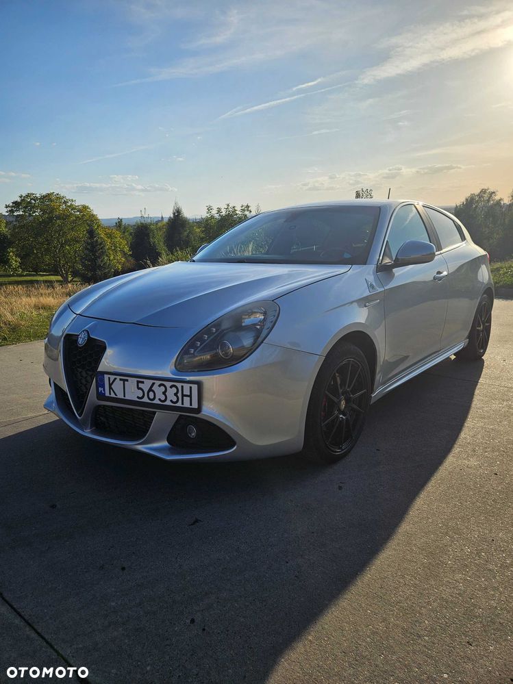 Alfa Romeo Giulietta - 1