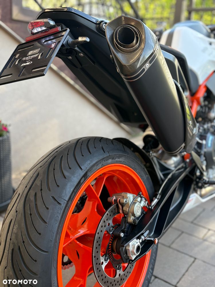 KTM DUKE 890 - 9