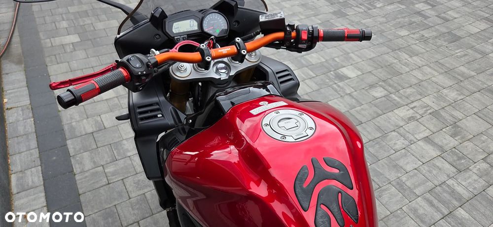 Yamaha FZ - 10