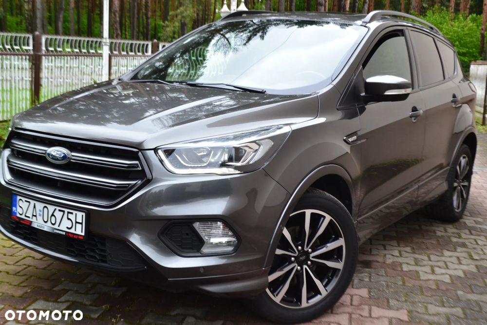 Ford Kuga 1.5 EcoBoost 2x4 ST-Line - 1