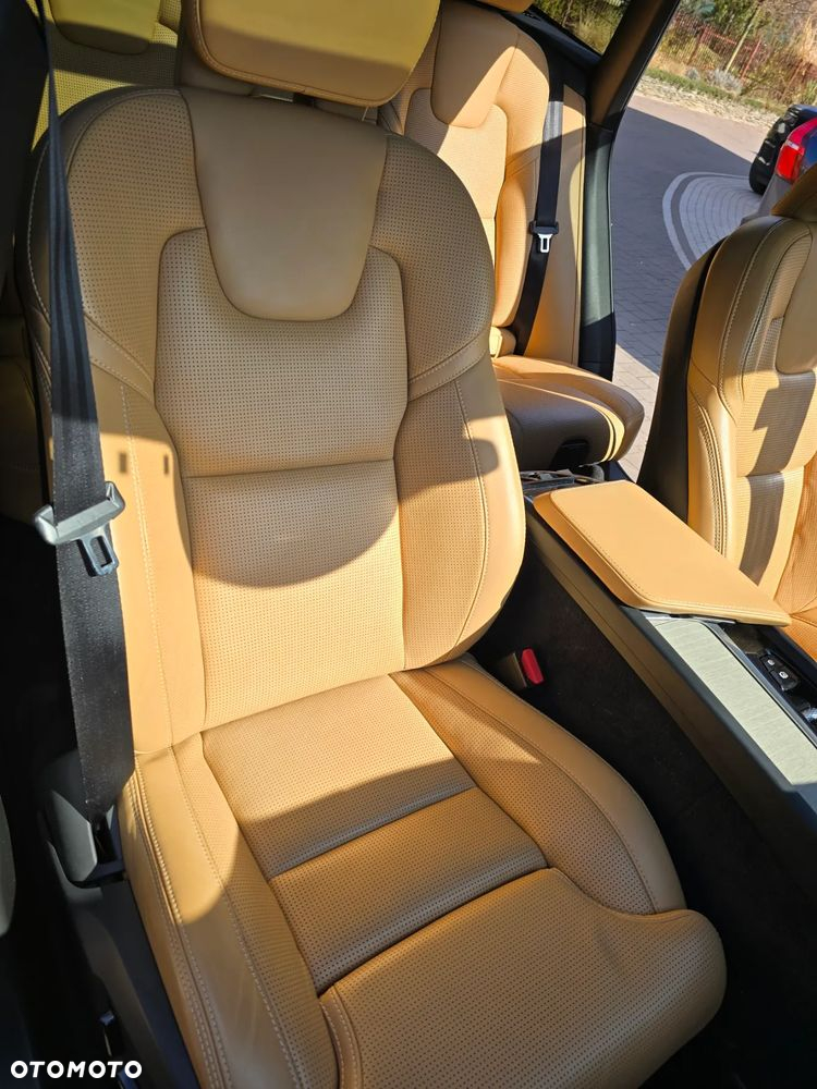 Volvo XC 60 T6 AWD Inscription - 19