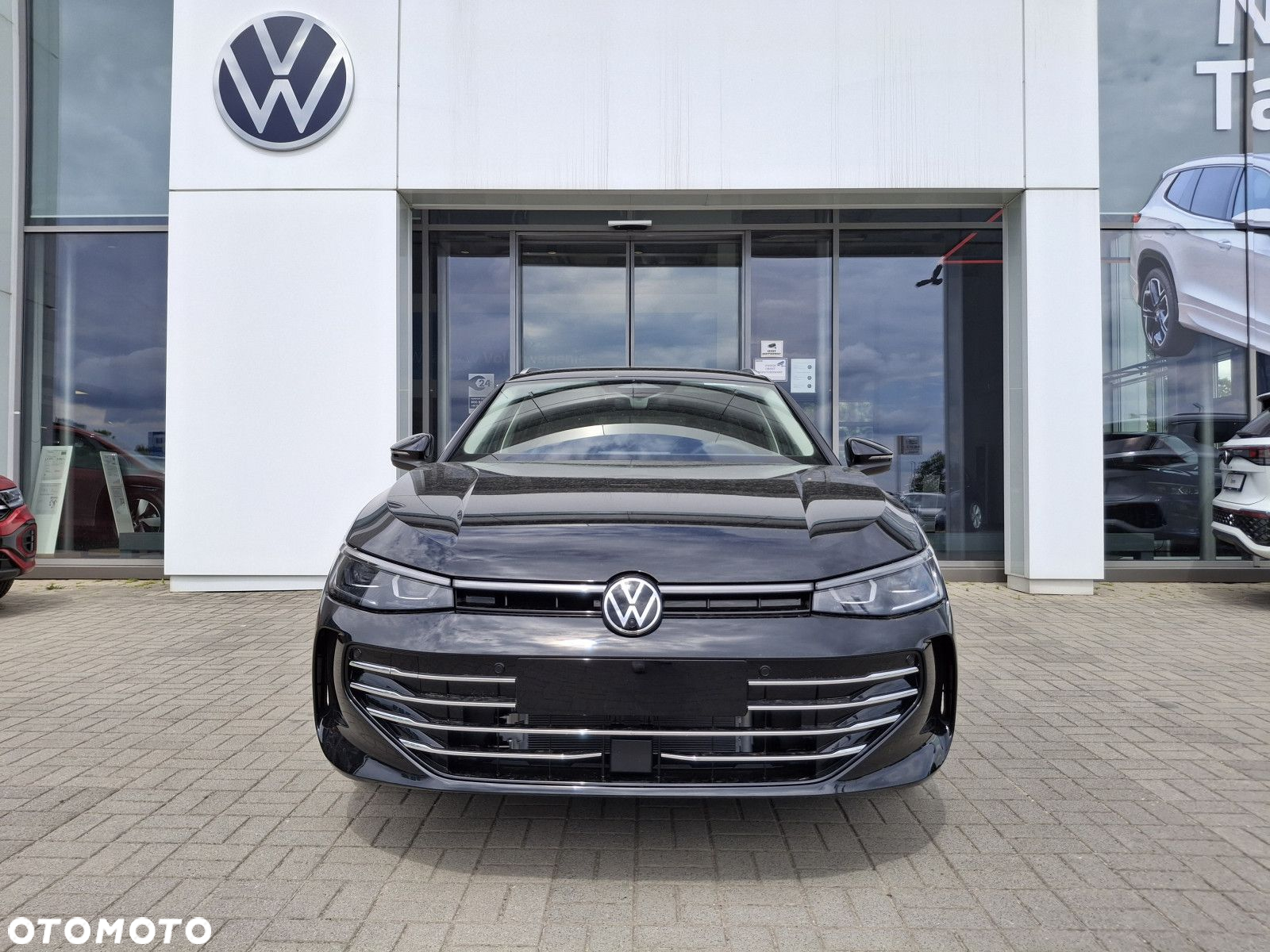 Volkswagen Passat 1.5 TSI EVO Elegance DSG - 2