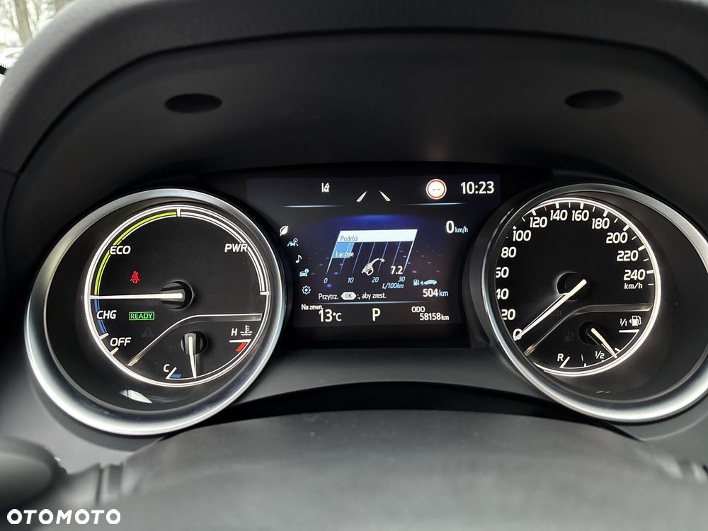 Toyota Camry 2.5 Hybrid Comfort CVT - 25
